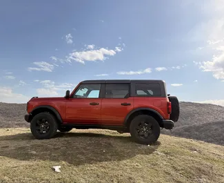 Ford Bronco – samochód kategorii Komfort, SUV na wynajem w Gruzji ✓ Depozyt 1000 GEL ✓ Ubezpieczenie: OC, CDW, SCDW.