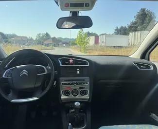 Wypożyczalnia Citroen C4 w Budvie, Czarnogóra ✓ Nr 15528. ✓ Skrzynia Manualna ✓ Opinii: 0.