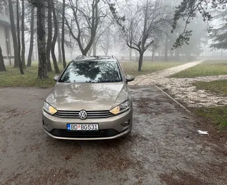 Volkswagen Golf Sportsvan 2019 do wynajęcia w Budvie. Limit przebiegu nieograniczony.