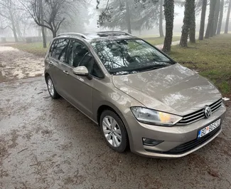 Volkswagen Golf Sportsvan – samochód kategorii Komfort, Minivan na wynajem w Czarnogórze ✓ Bez Depozytu ✓ Ubezpieczenie: OC, Bez Depozytu.