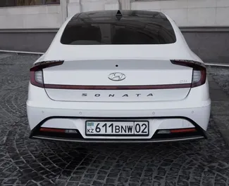 Hyundai Sonata – samochód kategorii Komfort, Premium na wynajem w Kazachstanie ✓ Bez Depozytu ✓ Ubezpieczenie: OC, Bez Depozytu.