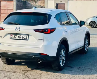 Wynajmij Mazda CX-5 2024 w Armenii. Paliwo: Benzyna. Moc: 190 KM ➤ Koszt od 80 USD za dobę.