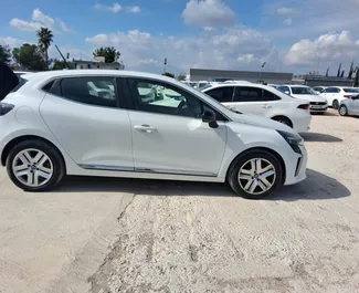 Wynajem samochodu Renault Clio 5 nr 6565 (Automatyczna) na lotnisku w Antalyi, z silnikiem 1,0l. Benzyna ➤ Bezpośrednio od Ramazan w Turcji.