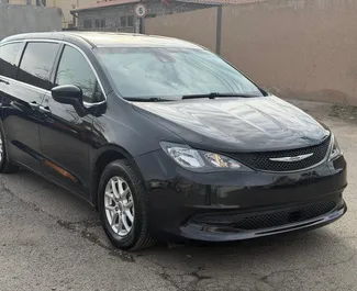 Wynajem samochodu Chrysler Voyager nr 15482 (Automatyczna) w Erewaniu, z silnikiem 3,6l. Benzyna ➤ Bezpośrednio od Rafik w Armenii.
