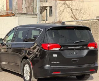 Wypożyczalnia Chrysler Voyager w Erewaniu, Armenia ✓ Nr 15482. ✓ Skrzynia Automatyczna ✓ Opinii: 0.