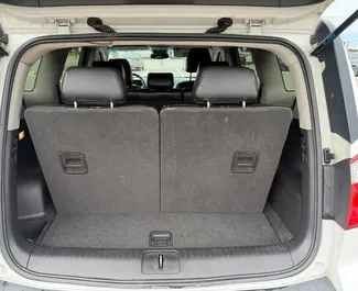 Chevrolet Orlando 2014 do wynajęcia w Durres. Limit przebiegu nieograniczony.