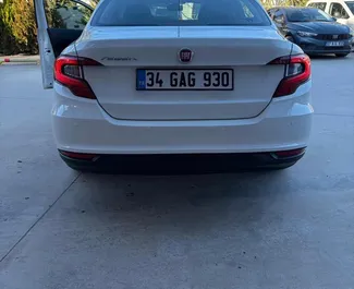Silnik Benzyna 1,4 l – Wynajmij Fiat Egea na lotnisku w Antalyi.