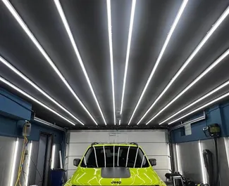 Jeep Renegade 2017 – wynajem od właścicieli w Tbilisi (Gruzja).