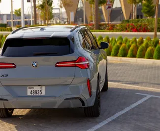 BMW X3 – samochód kategorii Komfort, Premium, Crossover na wynajem w ZEA ✓ Bez Depozytu ✓ Ubezpieczenie: OC, SCDW, FDW, Pasażerowie, Od Kradzieży, Bez Depozytu.