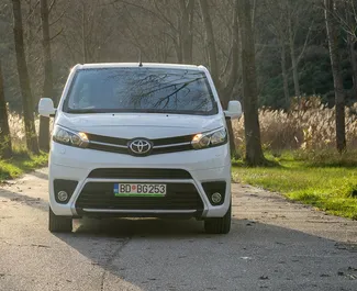 Wypożyczalnia Toyota Proace Verso w Becici, Czarnogóra ✓ Nr 15910. ✓ Skrzynia Automatyczna ✓ Opinii: 0.