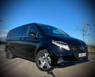Wypożyczalnia Mercedes-Benz V-Class w Lublanie, Słowenia ✓ Nr 15657. ✓ Skrzynia Automatyczna ✓ Opinii: 0.