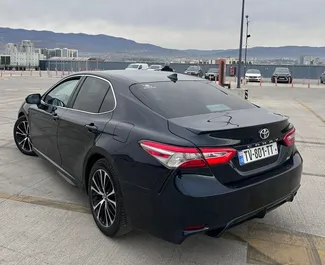 Wynajmij Toyota Camry 2018 w Gruzji. Paliwo: Benzyna. Moc: 178 KM ➤ Koszt od 160 GEL za dobę.