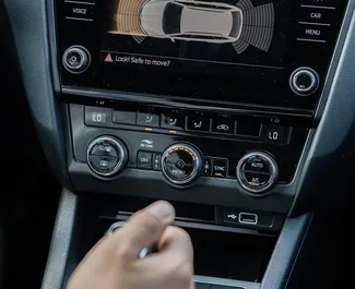 Wynajmij Skoda Octavia Combi w Podgorica Czarnogóra