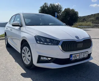 Wynajem samochodu Skoda Fabia nr 15426 (Automatyczna) w Herceg Novi, z silnikiem 1,0l. Benzyna ➤ Bezpośrednio od Evgenii w Czarnogórze.