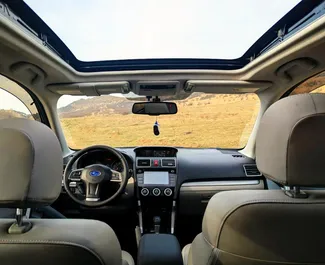Silnik Benzyna 2,5 l – Wynajmij Subaru Forester w Tbilisi.