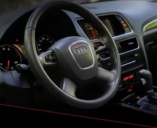 Wynajem samochodu Audi Q5 nr 10511 (Automatyczna) w Tiranie, z silnikiem 2,0l. Gaz ➤ Bezpośrednio od Armand w Albanii.