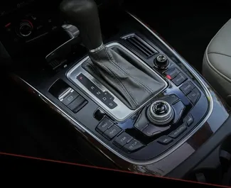 Wynajmij Audi Q5 2012 w Albanii. Paliwo: Gaz. Moc: 200 KM ➤ Koszt od 47 EUR za dobę.