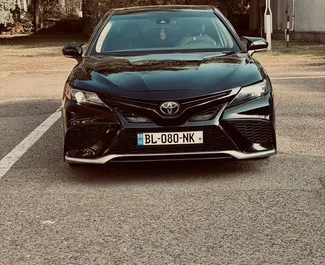 Silnik Benzyna 2,5 l – Wynajmij Toyota Camry w Tbilisi.