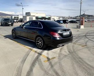Mercedes-Benz C-Class 2017 – wynajem od właścicieli w Tbilisi (Gruzja).