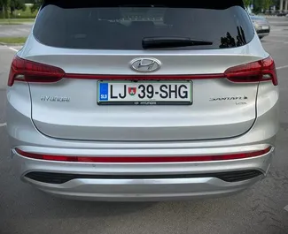 Hyundai Santa Fe – samochód kategorii Komfort, Crossover na wynajem w Słowenii ✓ Depozyt 1000 EUR ✓ Ubezpieczenie: OC, Pasażerowie, Zagranica, Młody.