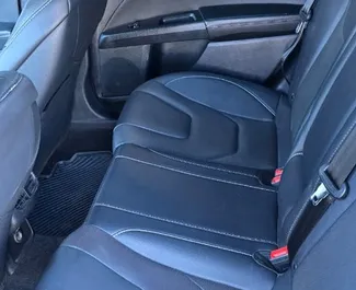 Silnik Hybryda 2,0 l – Wynajmij Ford Fusion Sedan w Tbilisi.