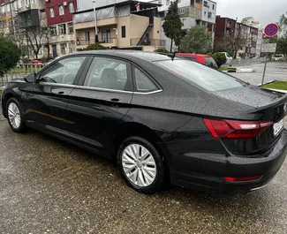 Wynajmij Volkswagen Jetta 2020 w Gruzji. Paliwo: Benzyna. Moc: 150 KM ➤ Koszt od 80 GEL za dobę.