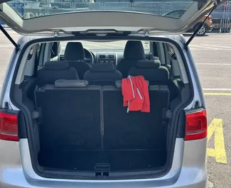 Silnik Diesel 1,6 l – Wynajmij Volkswagen Touran w Barze.