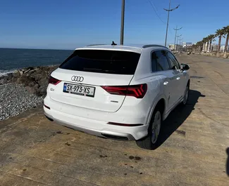 Wynajmij Audi Q3 2020 w Gruzji. Paliwo: Benzyna. Moc: 240 KM ➤ Koszt od 90 GEL za dobę.