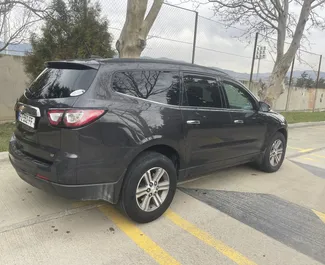 Wynajmij Chevrolet Traverse 2017 w Gruzji. Paliwo: Benzyna. Moc: 290 KM ➤ Koszt od 78 GEL za dobę.