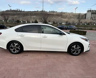 Wynajmij Kia Forte 2019 w Armenii. Paliwo: Benzyna. Moc: 147 KM ➤ Koszt od 40 USD za dobę.