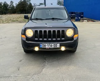 Wynajem samochodu Jeep Patriot nr 15627 (Automatyczna) w Kutaisi, z silnikiem 2,4l. Benzyna ➤ Bezpośrednio od Zurabi w Gruzji.