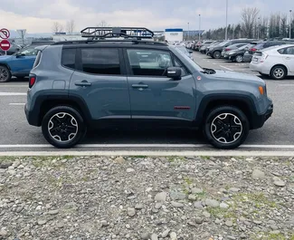 Jeep Renegade – samochód kategorii Ekonomiczny, Komfort, Crossover na wynajem w Gruzji ✓ Bez Depozytu ✓ Ubezpieczenie: OC, SCDW, FDW, Od Kradzieży, Młody.