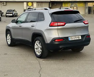 Jeep Cherokee – samochód kategorii Komfort, SUV, Crossover na wynajem w Gruzji ✓ Bez Depozytu ✓ Ubezpieczenie: OC, SCDW, FDW, Od Kradzieży, Młody.