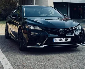 Wypożyczalnia Toyota Camry w Tbilisi, Gruzja ✓ Nr 15793. ✓ Skrzynia Automatyczna ✓ Opinii: 0.