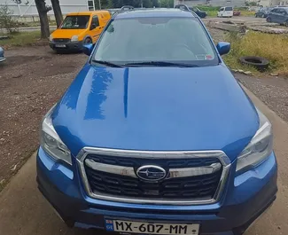 Subaru Forester 2017 do wynajęcia na lotnisku w Kutaisi. Limit przebiegu nieograniczony.