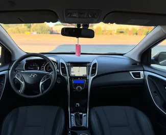 Silnik Diesel 1,6 l – Wynajmij Hyundai i30 w Tiranie.