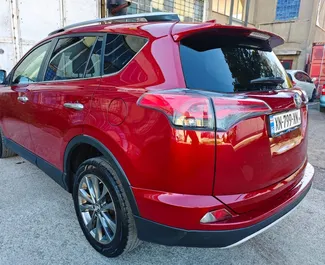 Wynajmij Toyota Rav4 2018 w Gruzji. Paliwo: Benzyna. Moc: 176 KM ➤ Koszt od 130 GEL za dobę.