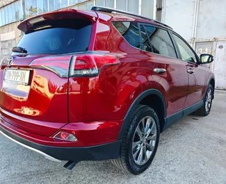 Silnik Benzyna 2,5 l – Wynajmij Toyota Rav4 na lotnisku w Kutaisi.