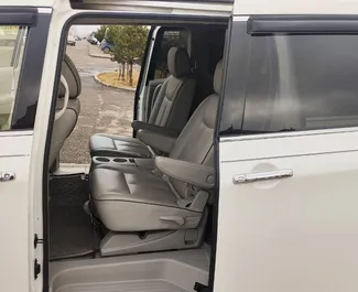 Silnik Benzyna 3,5 l – Wynajmij Nissan Quest w Tbilisi.