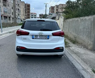 Wynajmij Hyundai i20 2020 w Albanii. Paliwo: Benzyna. Moc: 84 KM ➤ Koszt od 18 EUR za dobę.