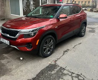 Wynajmij Kia Seltos 2022 w Armenii. Paliwo: Benzyna. Moc: 150 KM ➤ Koszt od 83 USD za dobę.
