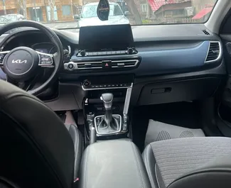 Kia Seltos – samochód kategorii Ekonomiczny, Komfort, Crossover na wynajem w Armenii ✓ Depozyt 350 USD ✓ Ubezpieczenie: OC, CDW, FDW, Zagranica, Młody, Bez Depozytu.