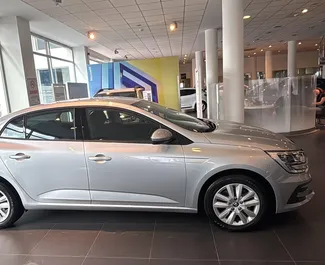 Wynajmij Renault Megane Sedan 2026 w Turcji. Paliwo: Benzyna. Moc: 140 KM ➤ Koszt od 39 USD za dobę.