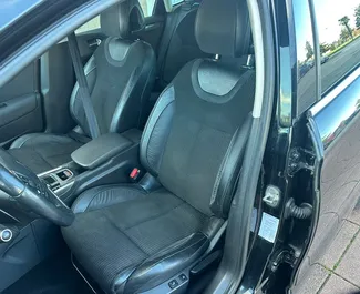 Wynajmij Citroen C4 2013 w Czarnogórze. Paliwo: Diesel. Moc: 110 KM ➤ Koszt od 24 EUR za dobę.