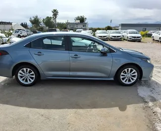 Wypożyczalnia Toyota Corolla Sedan na lotnisku w Antalyi, Turcja ✓ Nr 6571. ✓ Skrzynia Automatyczna ✓ Opinii: 3.