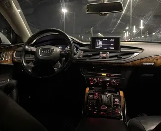 Audi A7 2014 do wynajęcia w Tiranie. Limit przebiegu nieograniczony.