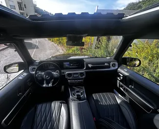 Wynajmij Mercedes-Benz G63 AMG 2023 w Czarnogórze. Paliwo: Diesel. Moc: 333 KM ➤ Koszt od 540 EUR za dobę.