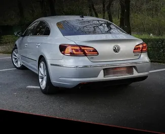 Volkswagen Passat-CC 2013 do wynajęcia w Tiranie. Limit przebiegu nieograniczony.