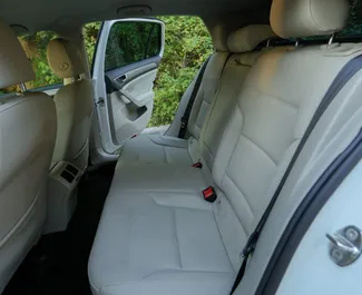 Silnik Diesel 2,0 l – Wynajmij Volkswagen Golf 7 w Tiranie.