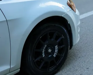 Volkswagen Golf 7 2015 do wynajęcia w Tiranie. Limit przebiegu nieograniczony.